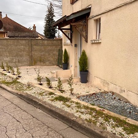 T2 Cosy / Quartier Calme / Magasins D'Usine A Proximite Appartement Saint-Julien-les-Villas Buitenkant foto
